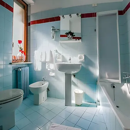 Domus Hotel 3*