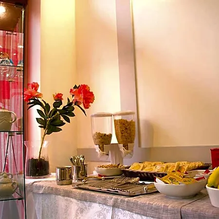 Hotel Domus 3*