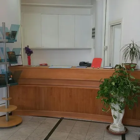 Domus Hotel