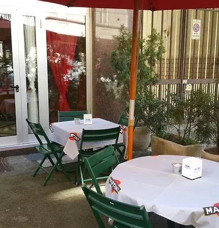 Domus Hotel 3*